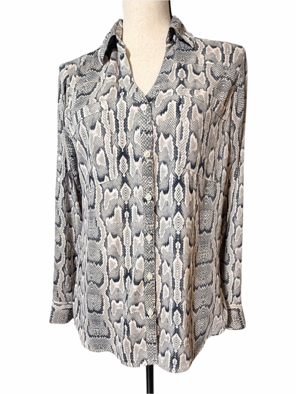 Express Portofino Snakeskin Print Button-Up Blouse Size Small Petitie
